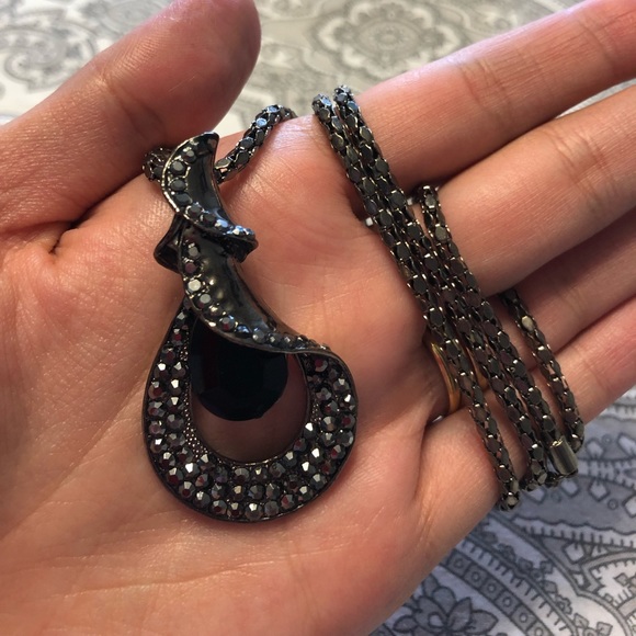 ⬇️ Long gun metal colored necklace - Picture 3 of 6